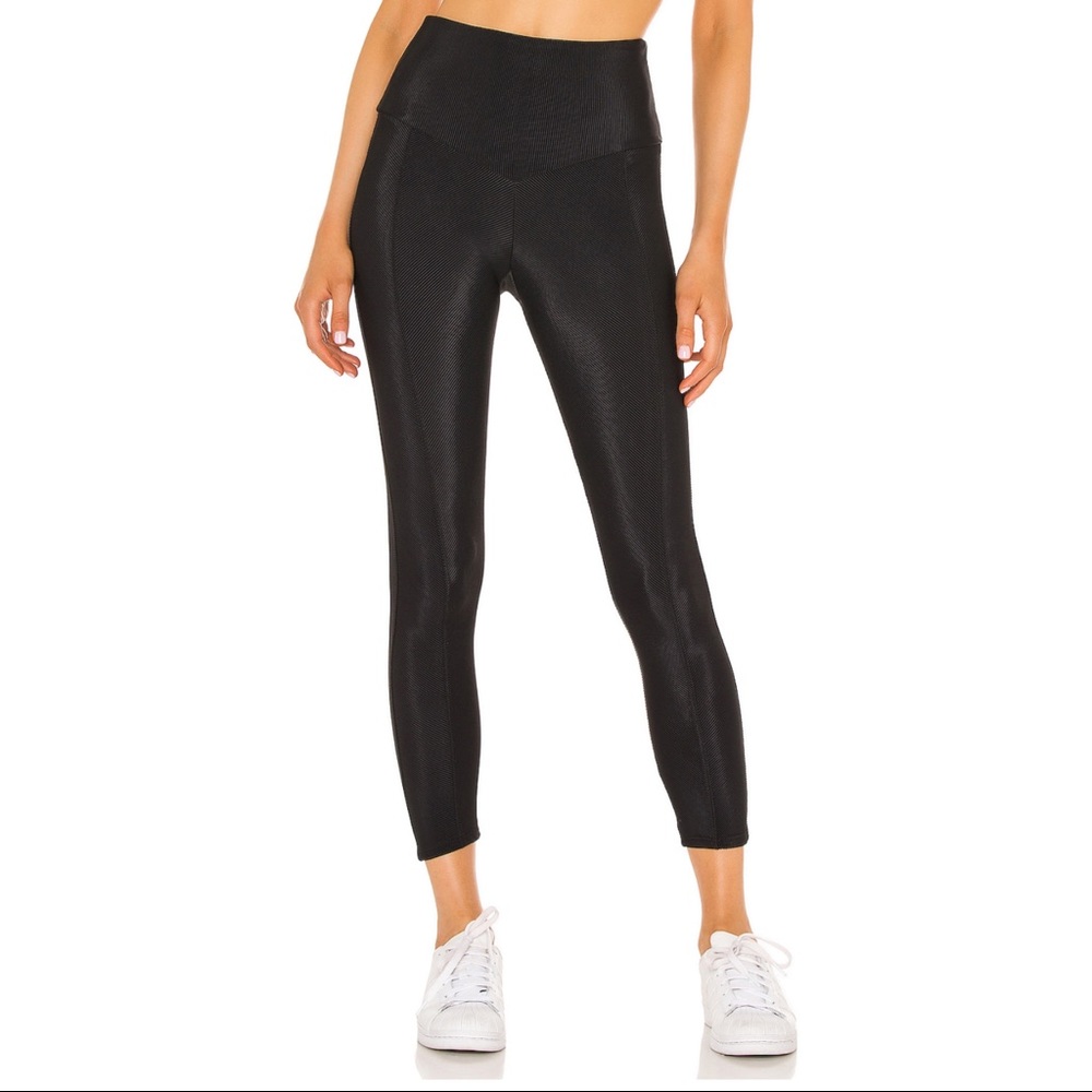 Onzie Black Rib Legging
